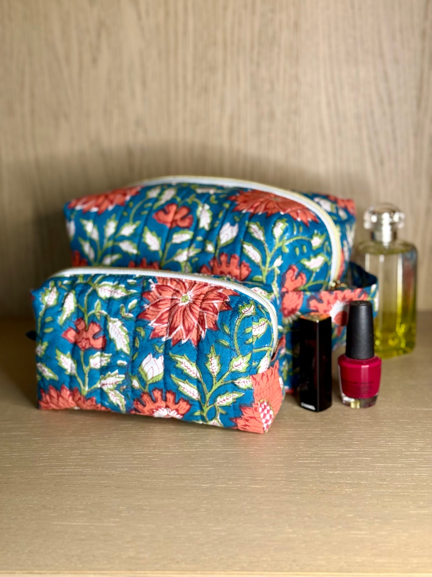 Trousse de Toilette - Dahlia Rouge