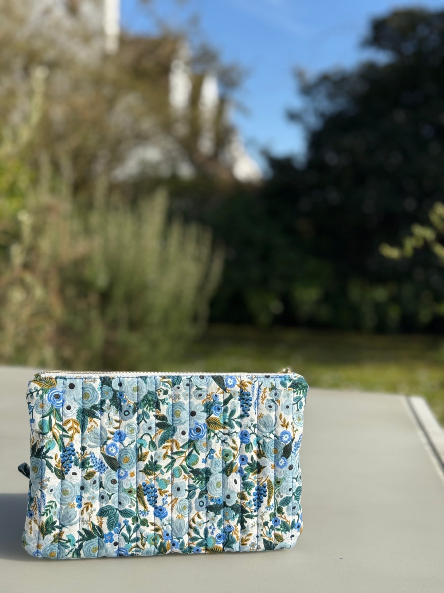 Pochette Plate - Fleur Bleue