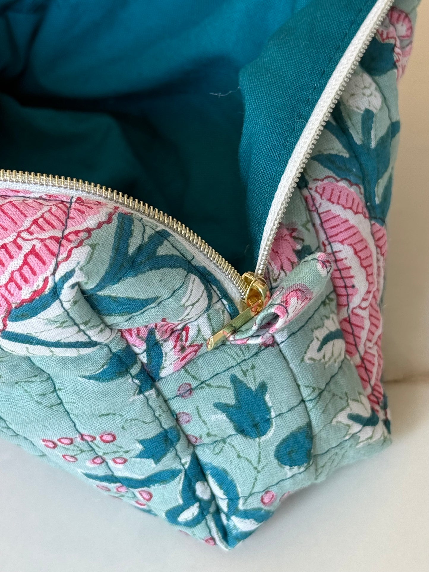 Trousse Maquillage Matelassée - Roses d'Avril
