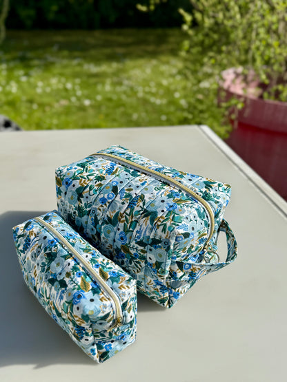 Trousse Maquillage Matelassée - Fleur Bleue