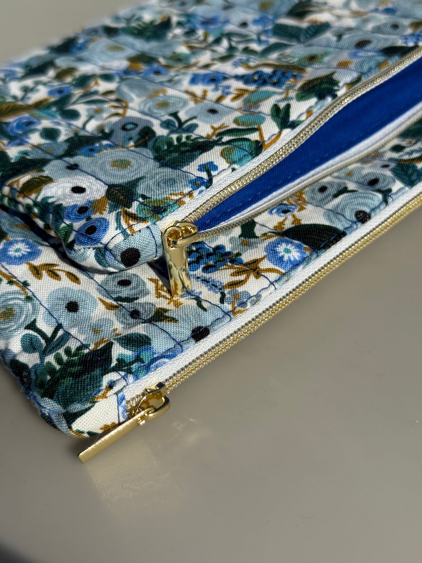 Pochette Plate - Fleur Bleue
