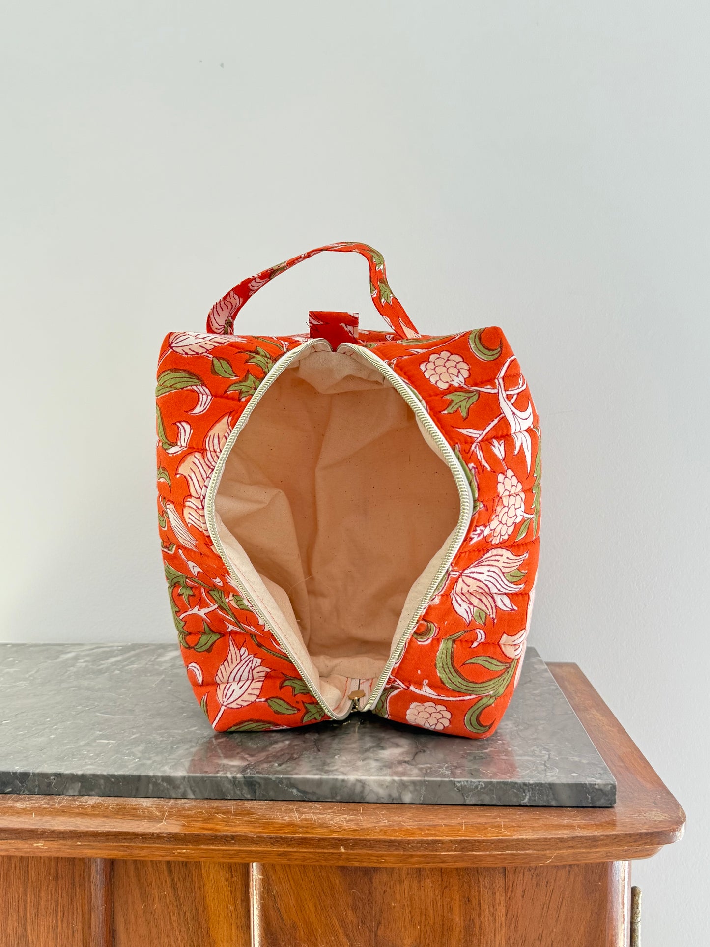 Trousse de toilette fleurie en coton blockprint – Aranciata - Fait main en France