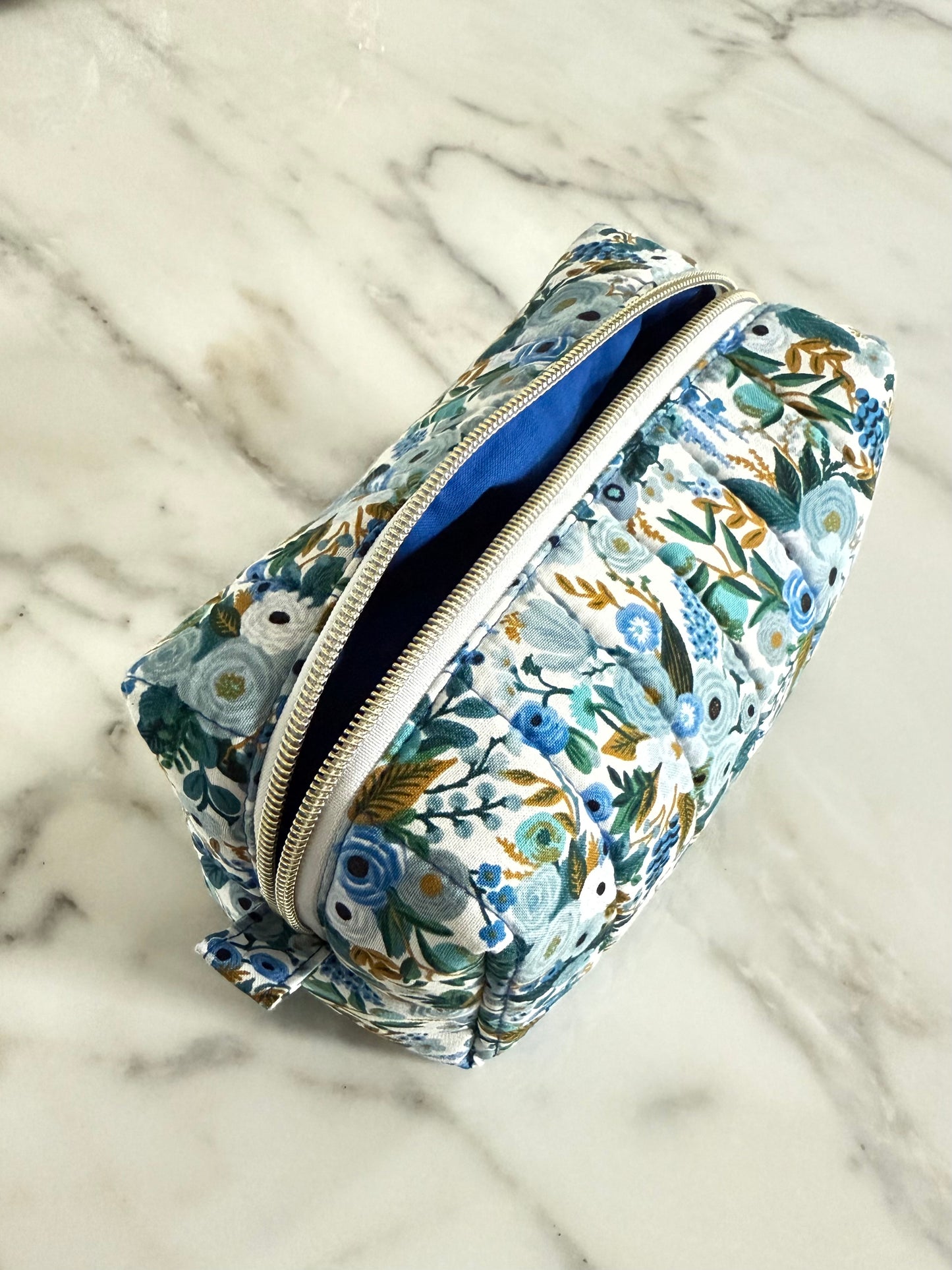 Trousse de maquillage maxi – Fleur Bleue